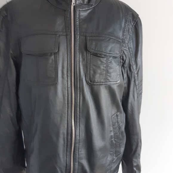 Ceralli Men's Leather  Coat look like bran new Size L - Picture 4 of 16